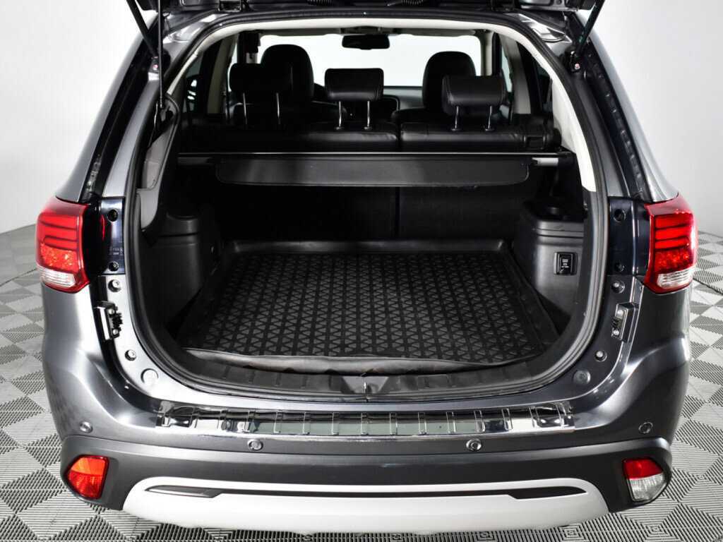 Купить Митсубиши Оутлэндер, 2018, 135 167 км.. Фото: #15