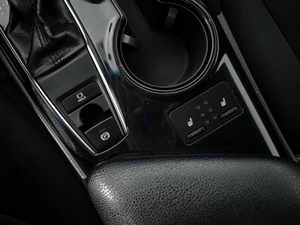 Купить Тойота Камри, 2018, 165 958 км.. Фото: #8