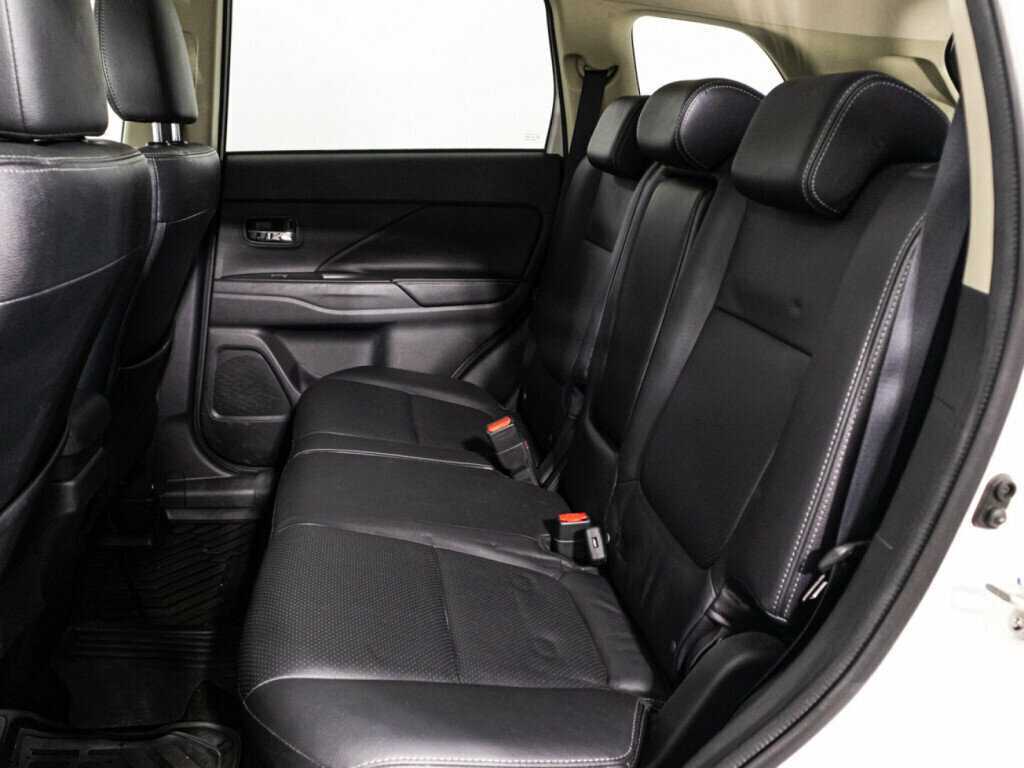 Купить Митсубиши Оутлэндер, 2018, 47 168 км.. Фото: #9