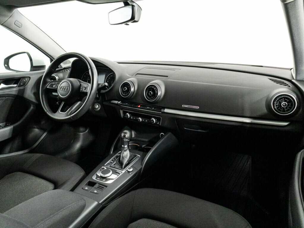 Купить Ауди А3, 2017, 79 637 км.. Фото: #8