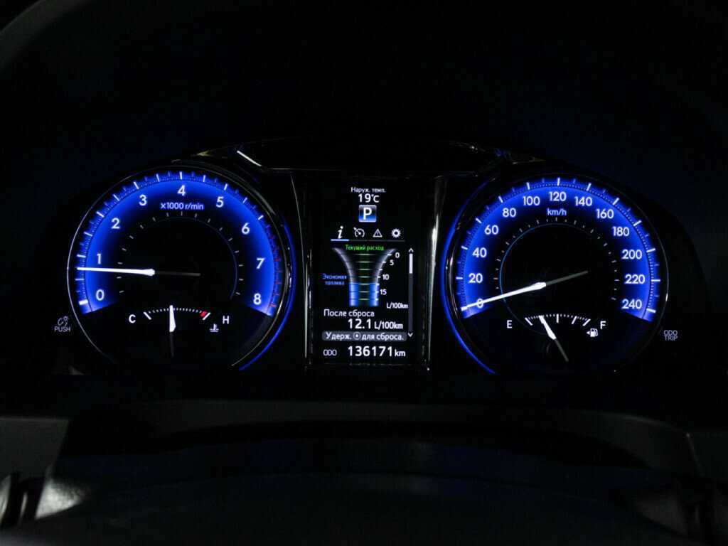 Купить Тойота Камри, 2016, 136 170 км.. Фото: #11