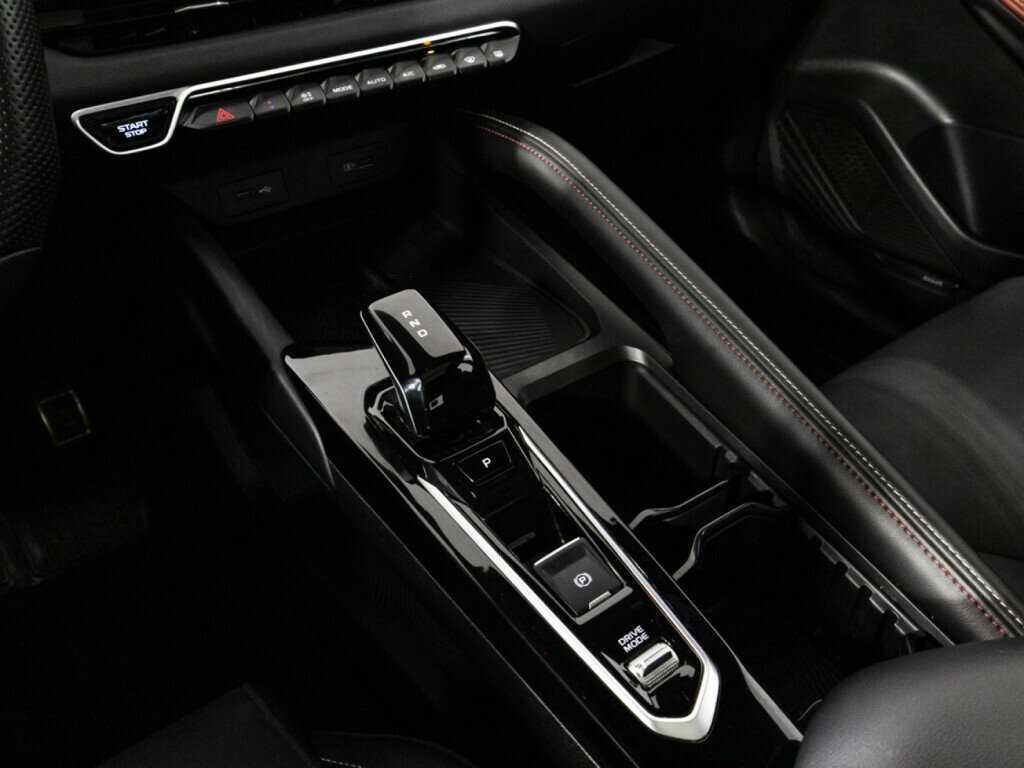 Купить Джили Кулрэй, 2023, 39 487 км.. Фото: #17