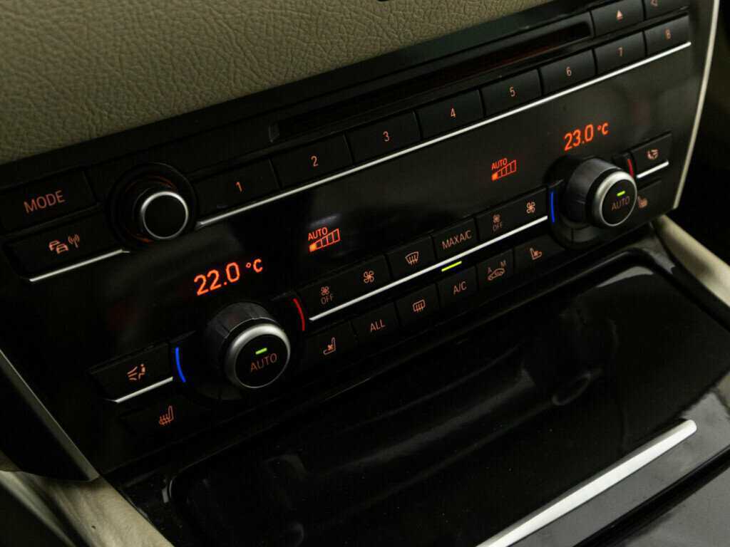 Купить БМВ 5 серии, 2012, 223 327 км.. Фото: #16