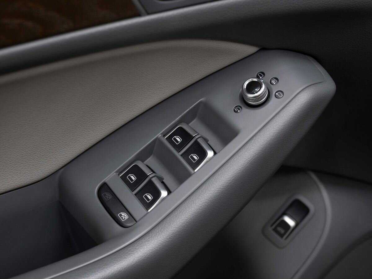 Купить Ауди К5, 2013, 232 000 км.. Фото: #18