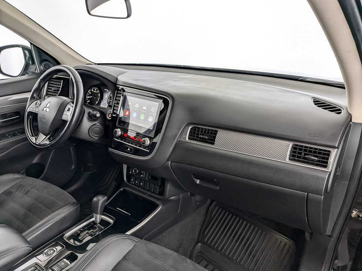 Купить Митсубиши Оутлэндер, 2021, 133 519 км.. Фото: #10