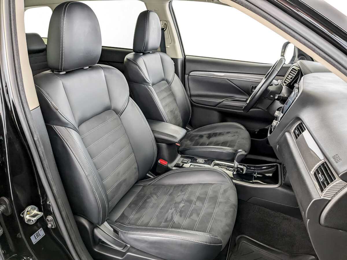 Купить Митсубиши Оутлэндер, 2021, 133 519 км.. Фото: #22