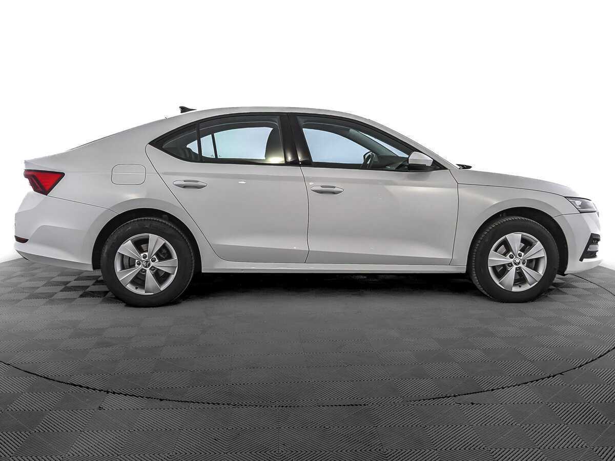 Купить Шкода Октавия, 2021, 47 804 км.. Фото: #3