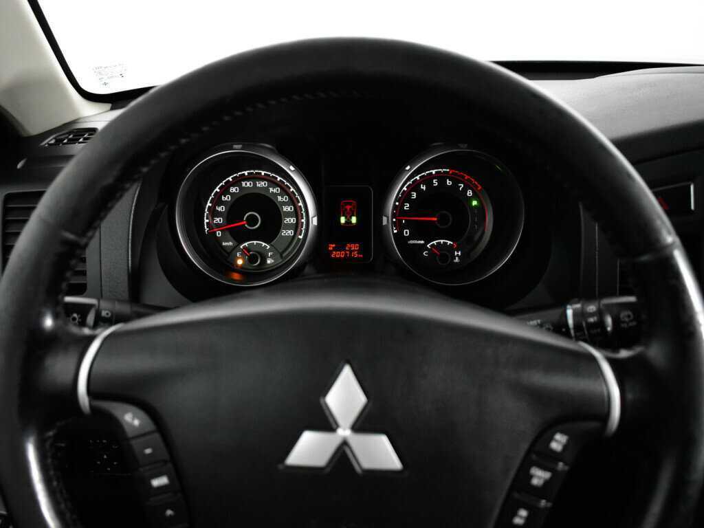 Купить Митсубиши Паджеро, 2014, 201 000 км.. Фото: #10