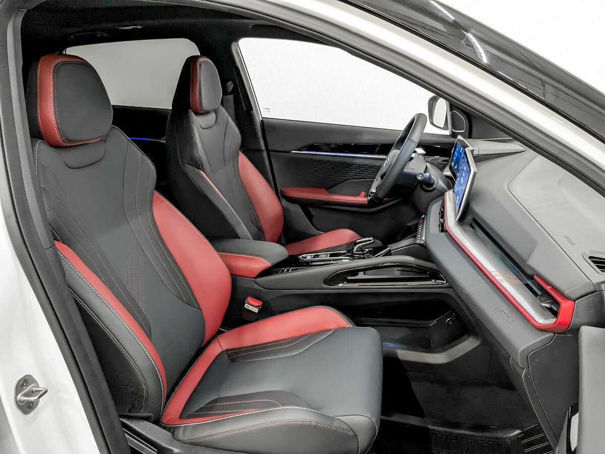 Купить Джили Кулрэй, 2024, 3 539 км.. Фото: #19