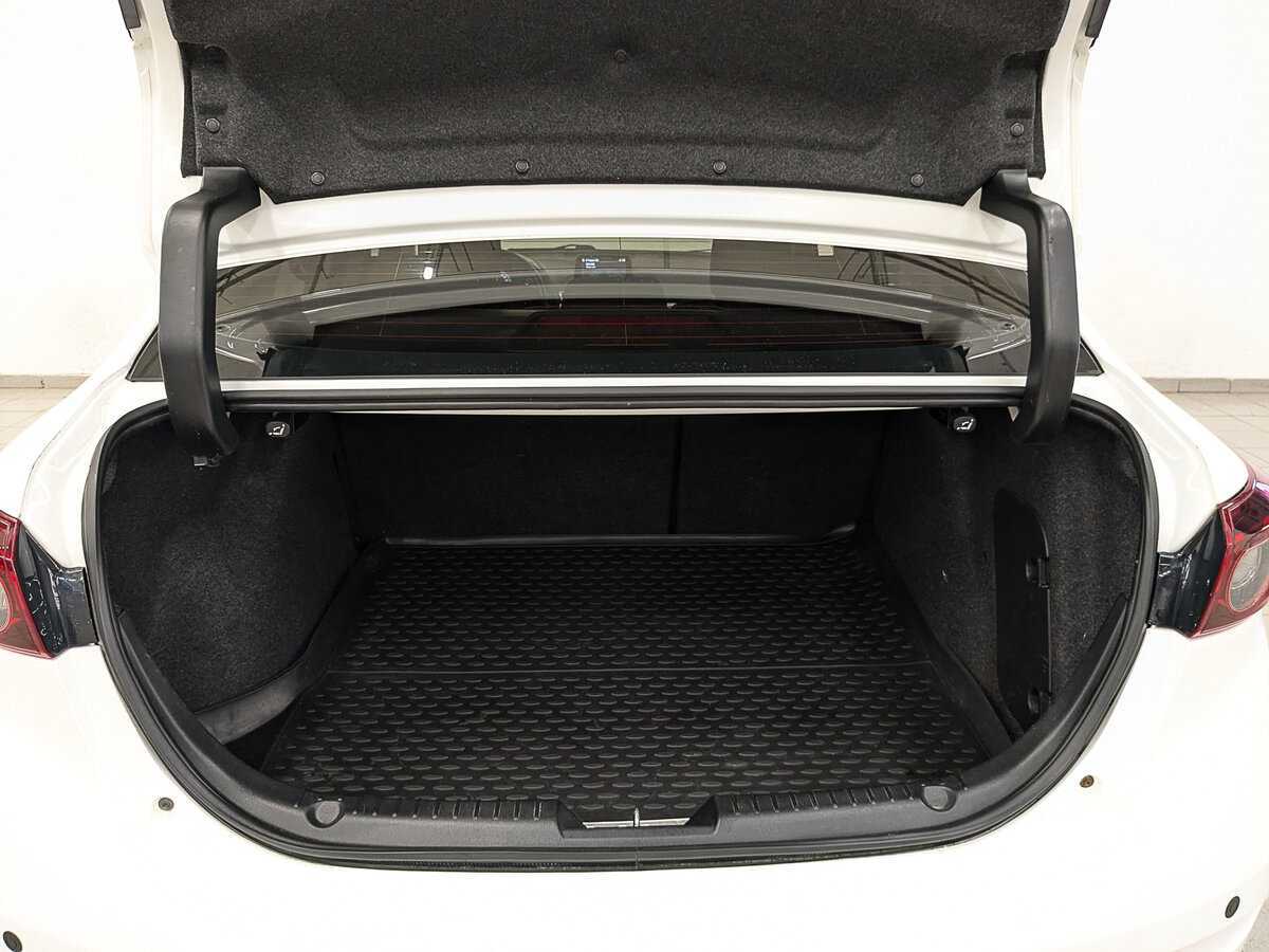 Купить Мазда 3, 2018, 133 358 км.. Фото: #9