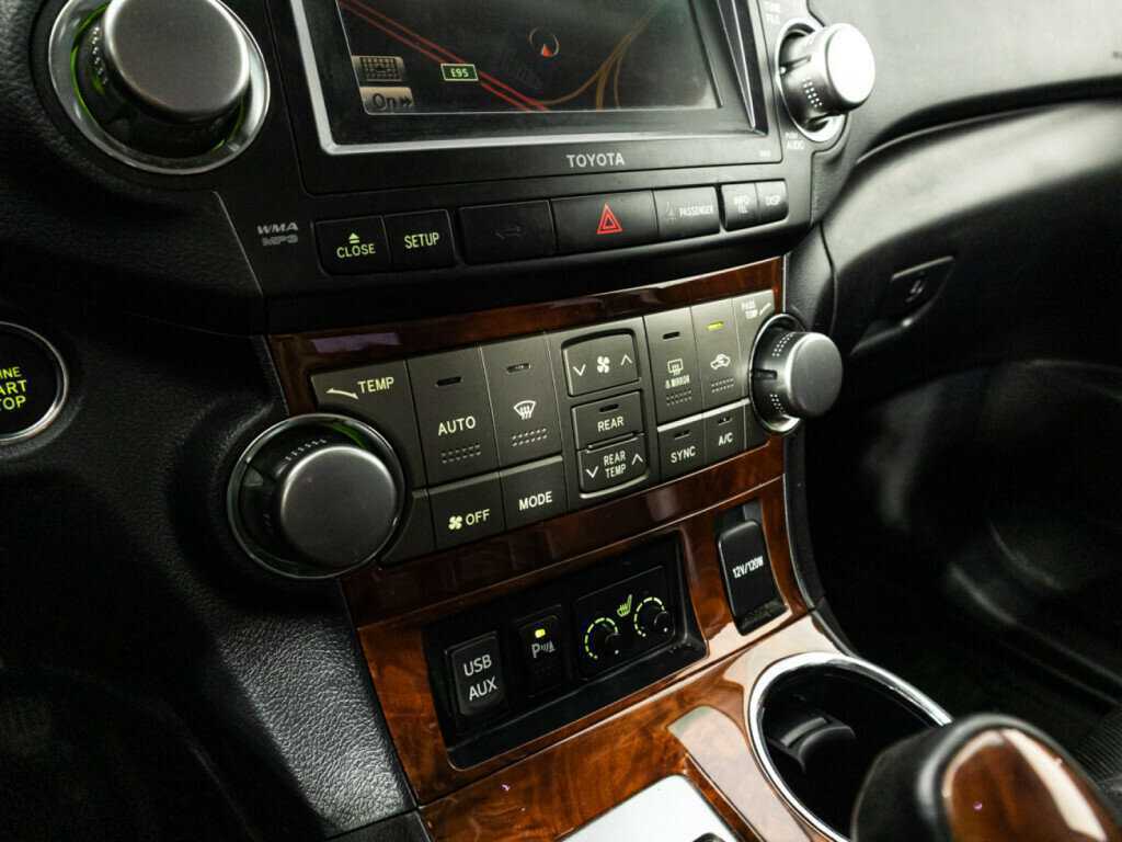 Купить Тойота Хайлэндер, 2012, 167 236 км.. Фото: #17