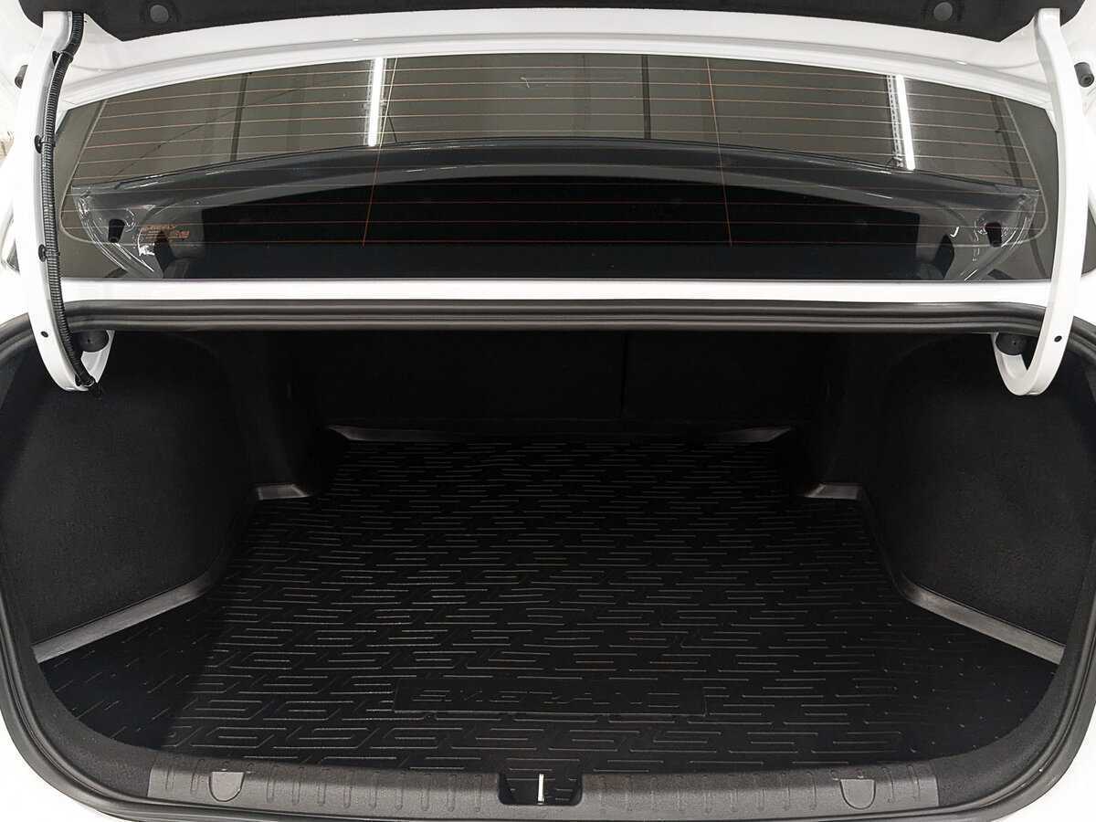 Купить Джили Эмгранд, 2024, 12 641 км.. Фото: #9