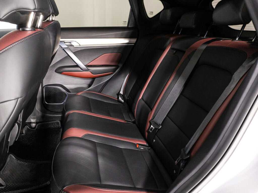 Купить Джили Кулрэй, 2023, 36 411 км.. Фото: #9