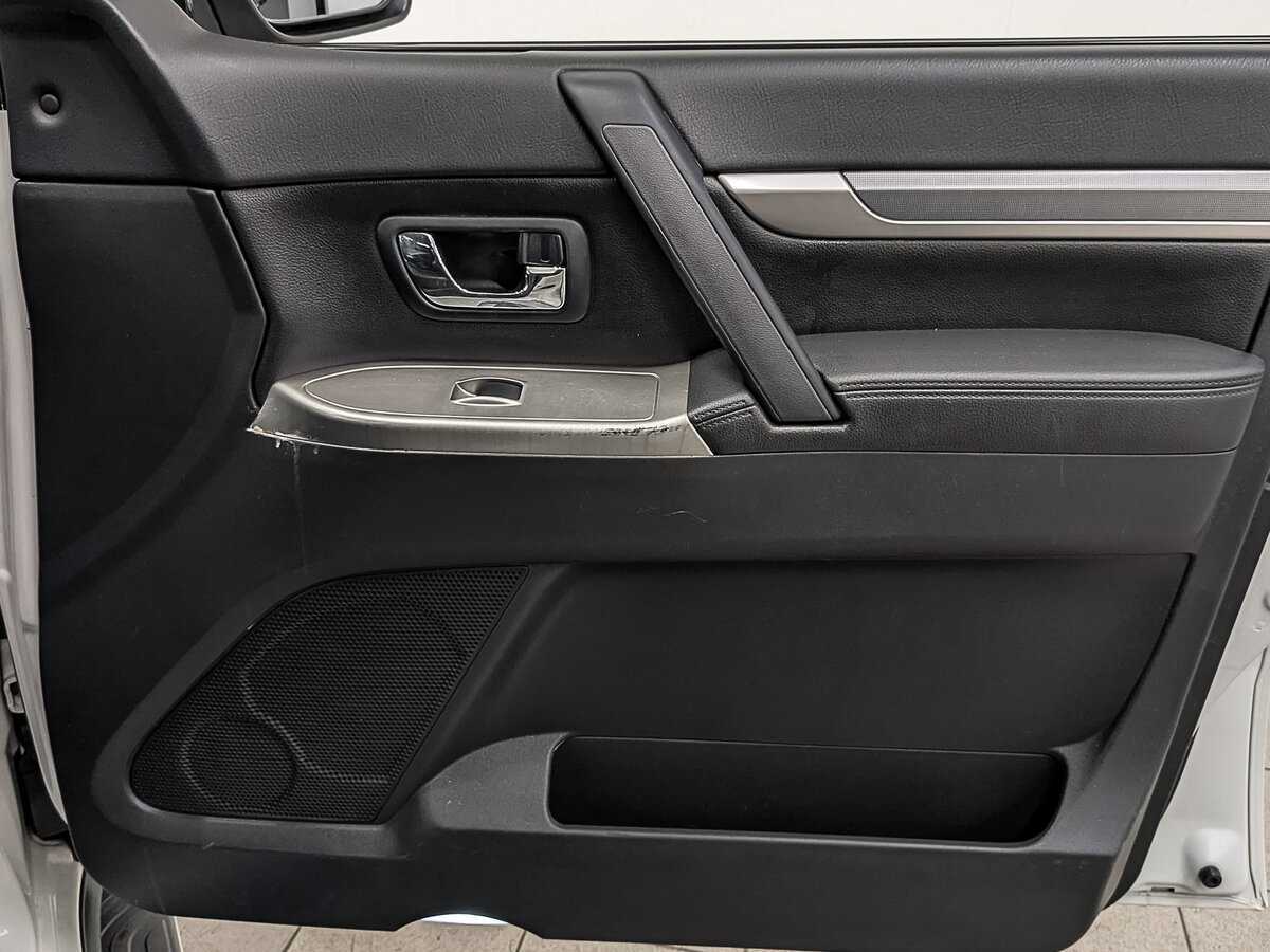 Купить Митсубиши Паджеро, 2015, 235 560 км.. Фото: #23