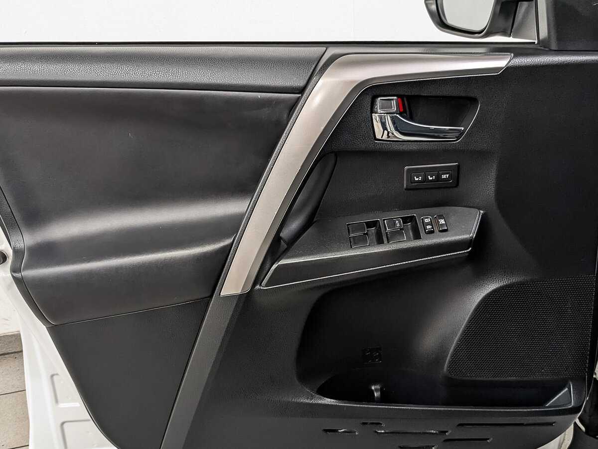 Купить Тойота Рав4, 2017, 143 581 км.. Фото: #18