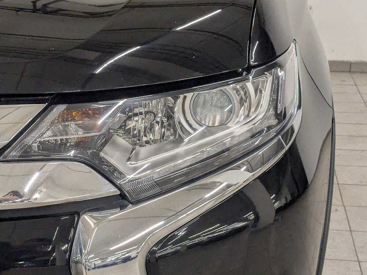 Купить Митсубиши Оутлэндер, 2018, 71 221 км.. Фото: #9