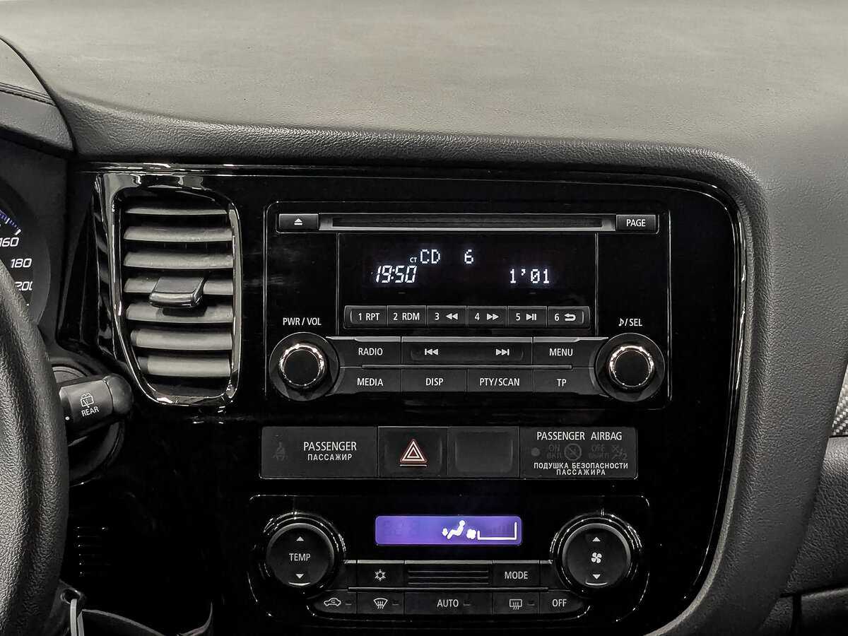 Купить Митсубиши Оутлэндер, 2018, 71 221 км.. Фото: #15