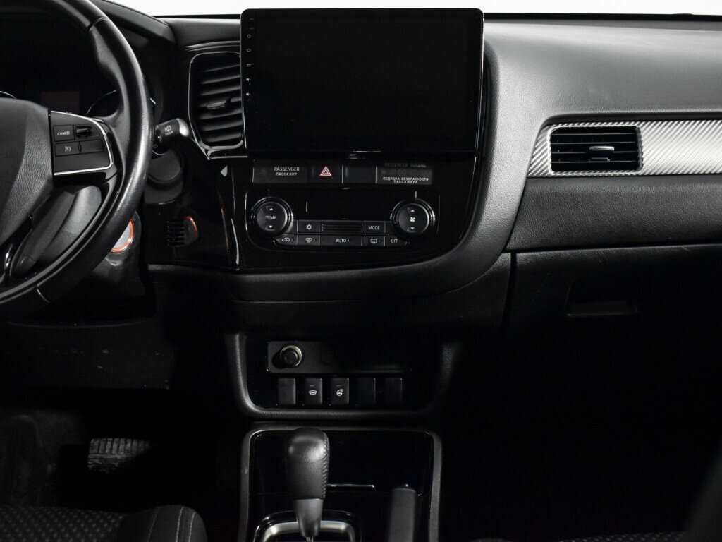 Купить Митсубиши Оутлэндер, 2017, 130 150 км.. Фото: #14