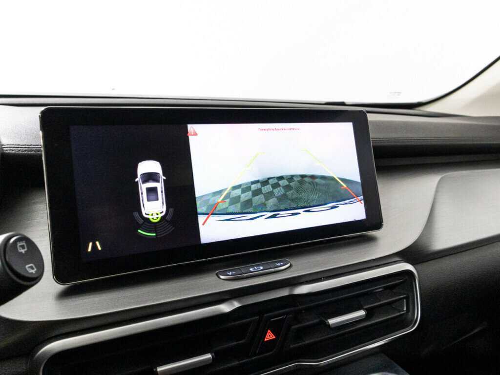 Купить Джили Кулрэй, 2021, 55 519 км.. Фото: #15