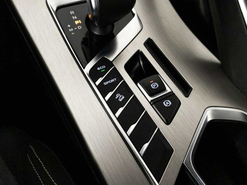 Купить Джили Кулрэй, 2021, 55 519 км.. Фото: #16