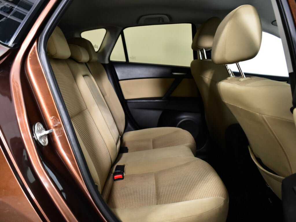 Купить Мазда 3, 2012, 207 647 км.. Фото: #9