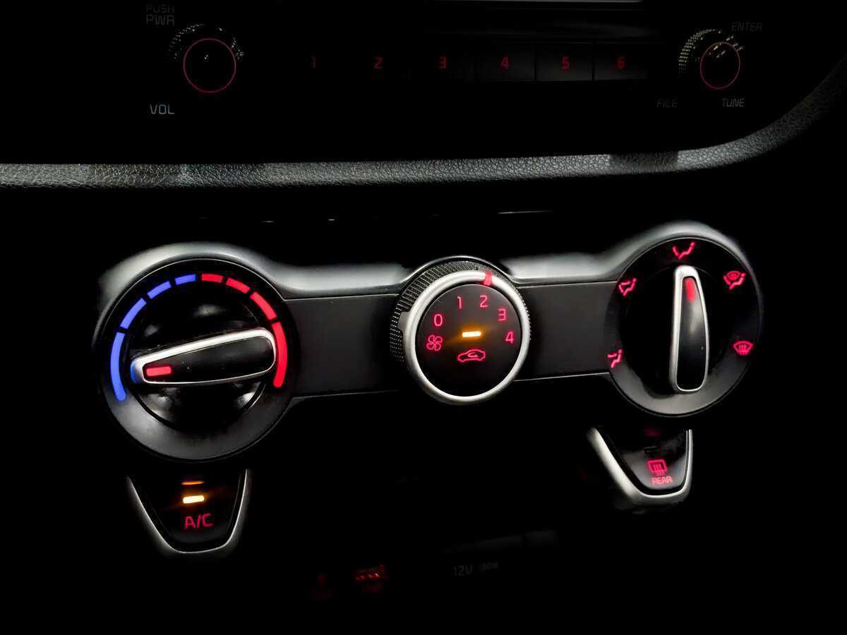 Купить Киа Рио, 2020, 151 687 км.. Фото: #24