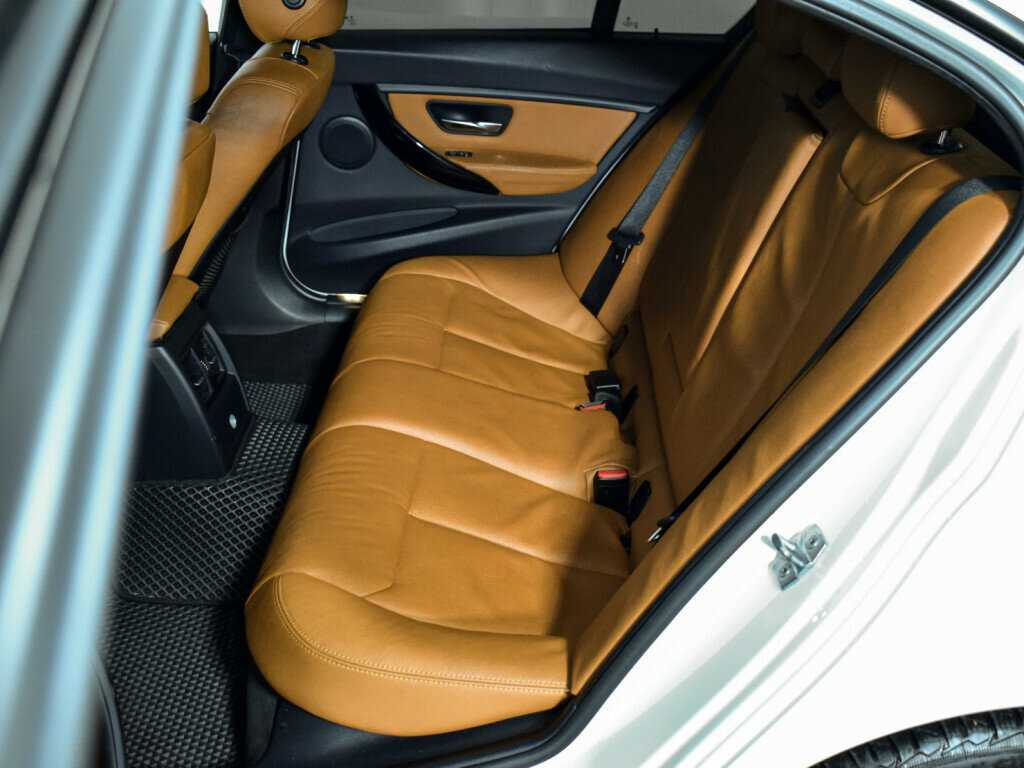 Купить БМВ 3 серии, 2017, 177 000 км.. Фото: #13