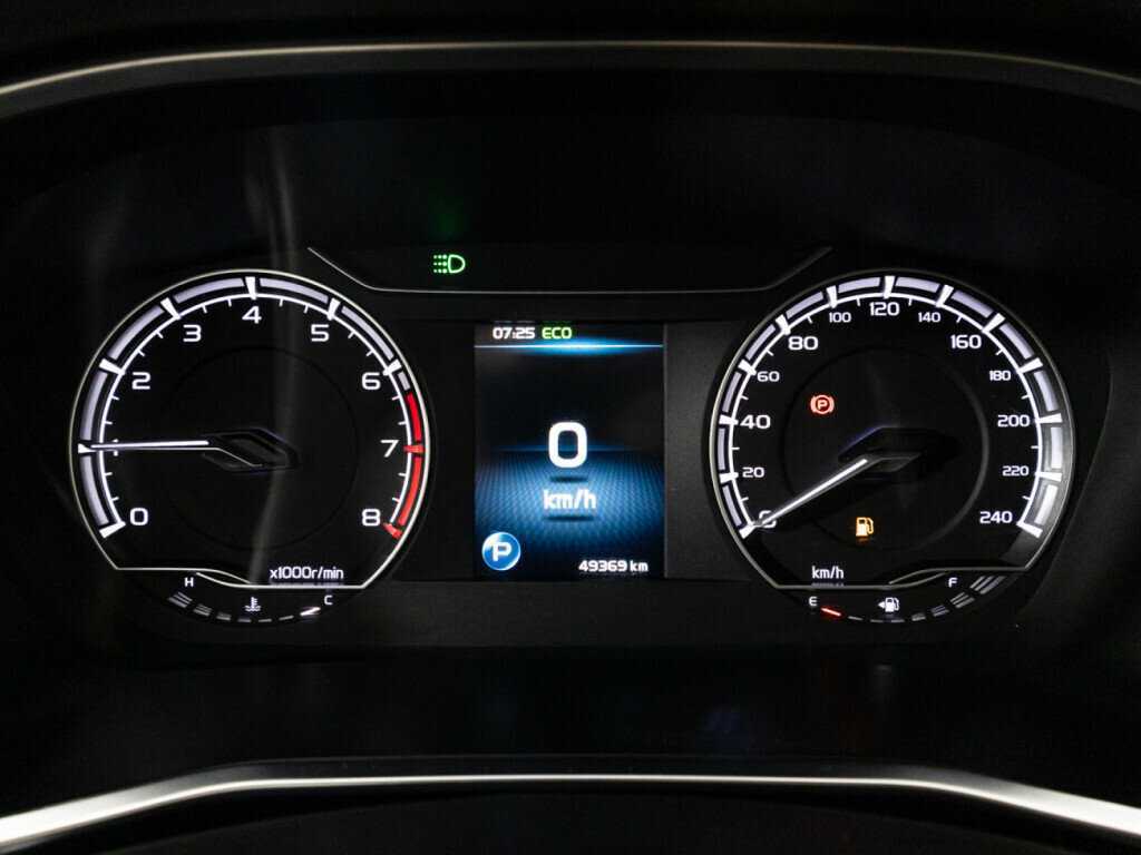 Купить Джили Кулрэй, 2021, 49 365 км.. Фото: #11