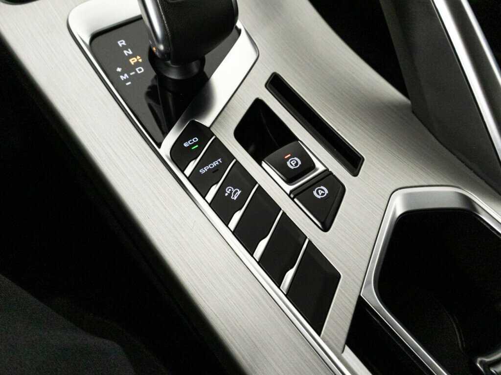 Купить Джили Кулрэй, 2021, 49 365 км.. Фото: #16