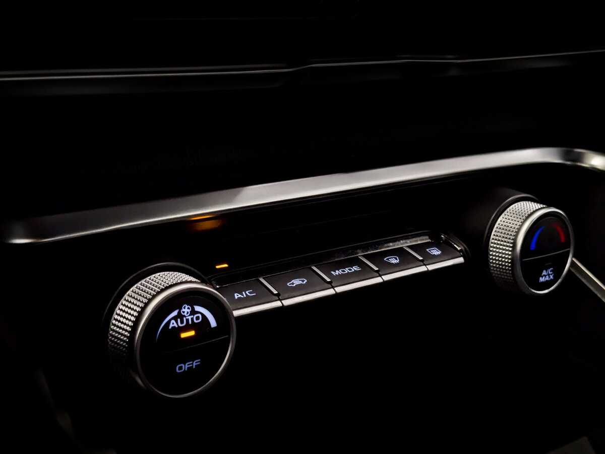 Купить Джили Кулрэй, 2020, 94 620 км.. Фото: #23