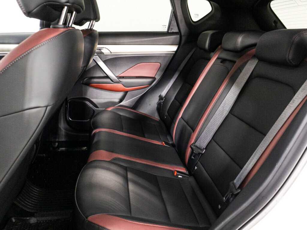 Купить Джили Кулрэй, 2023, 35 040 км.. Фото: #9