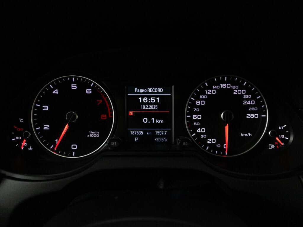 Купить Ауди К5, 2014, 187 532 км.. Фото: #11