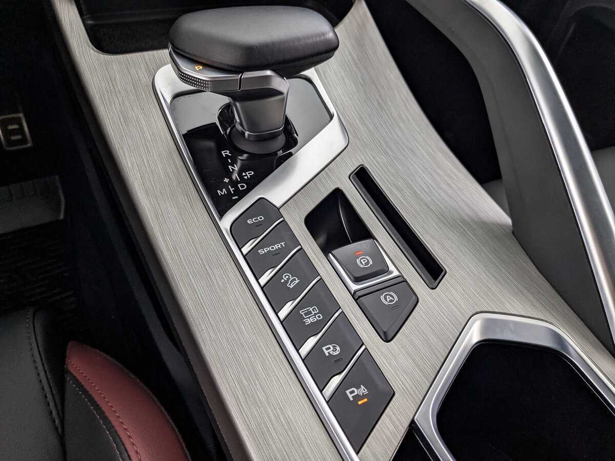 Купить Джили Кулрэй, 2023, 19 605 км.. Фото: #18