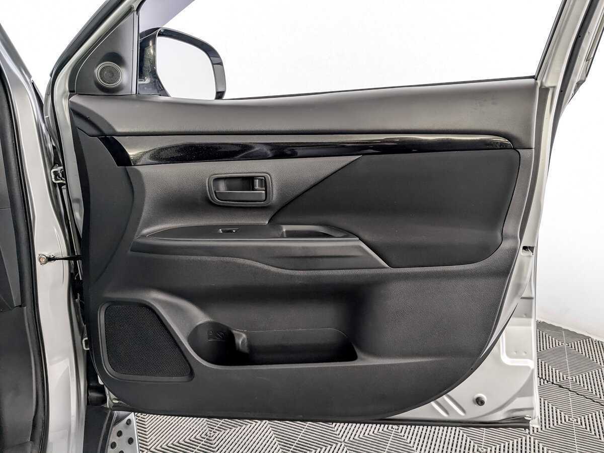 Купить Митсубиши Оутлэндер, 2019, 87 534 км.. Фото: #23