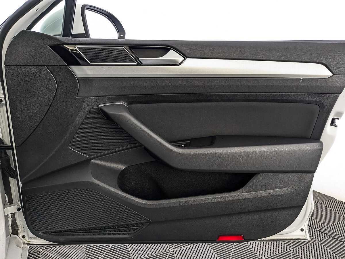 Купить Фольксваген Пассат, 2019, 88 389 км.. Фото: #24