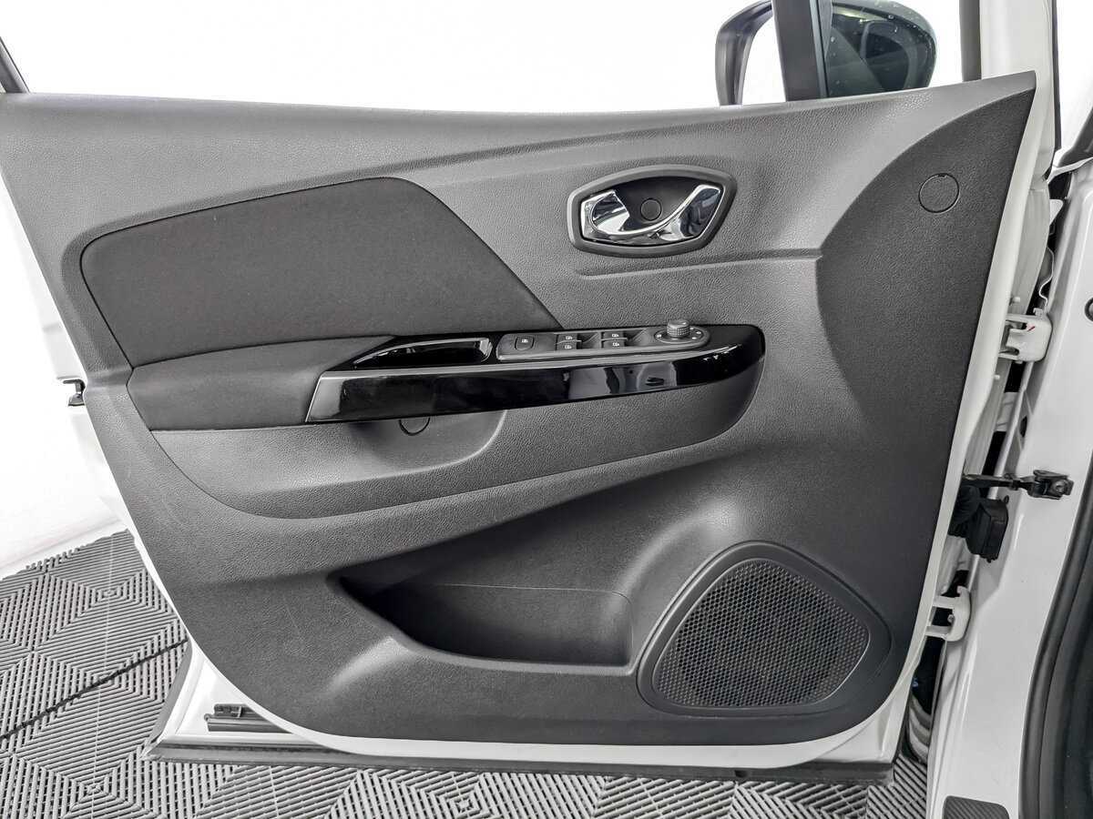 Купить Рено Каптюр, 2017, 60 614 км.. Фото: #18