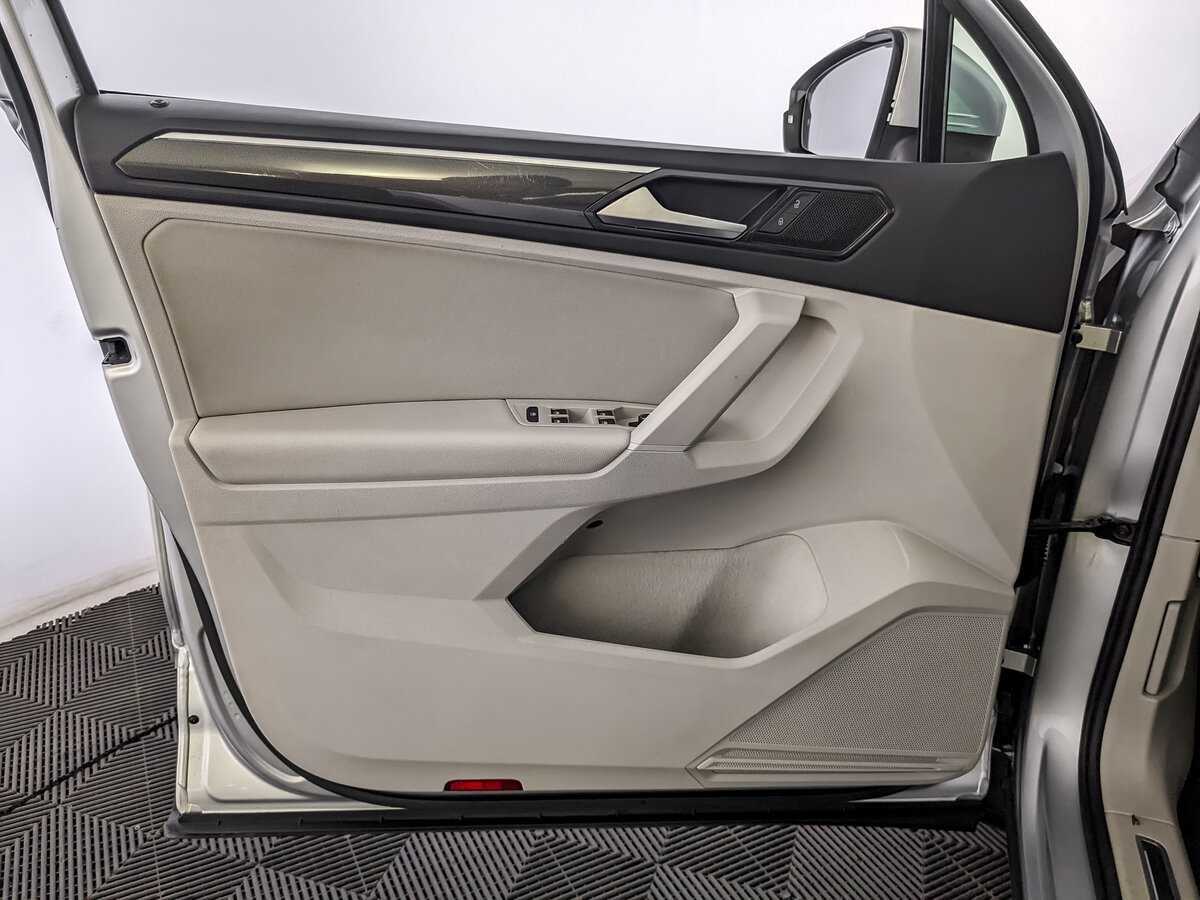 Купить Фольксваген Тигуан, 2017, 213 417 км.. Фото: #18