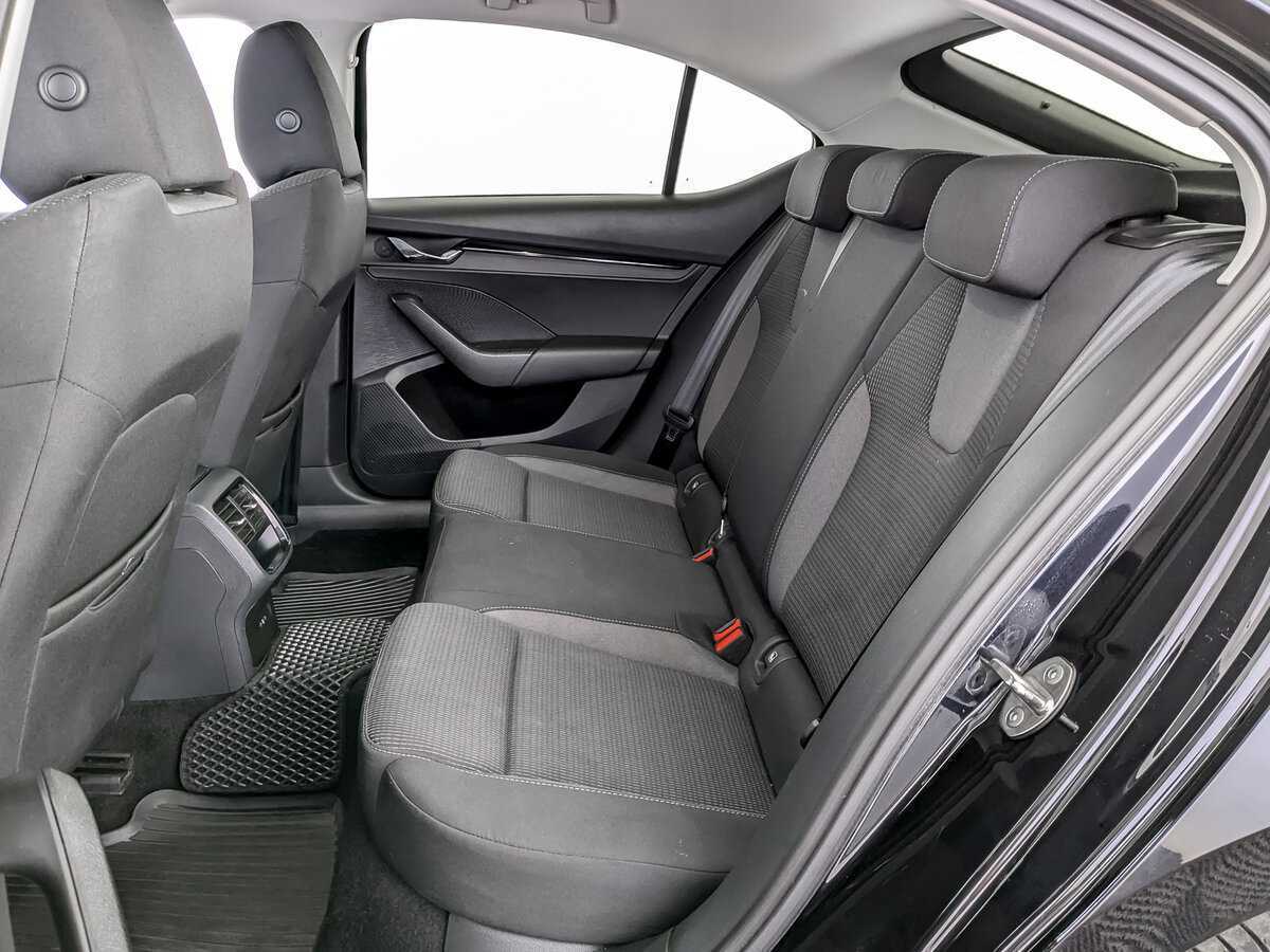 Купить Шкода Октавия, 2021, 88 635 км.. Фото: #11