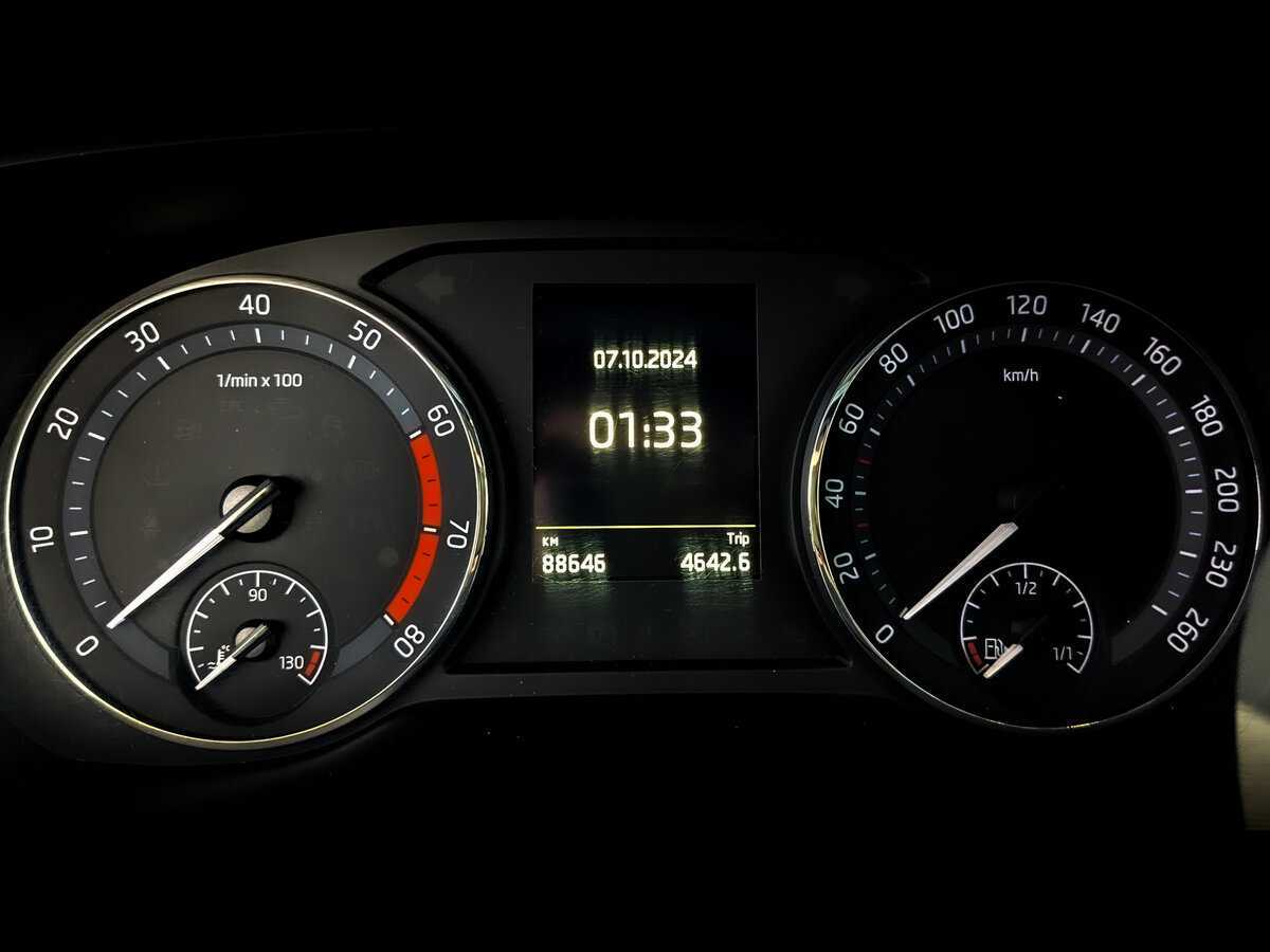 Купить Шкода Октавия, 2021, 88 635 км.. Фото: #12