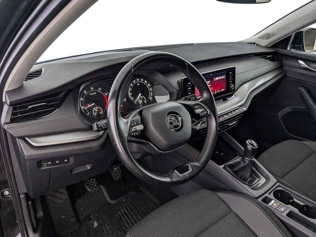 Купить Шкода Октавия, 2021, 88 635 км.. Фото: #15