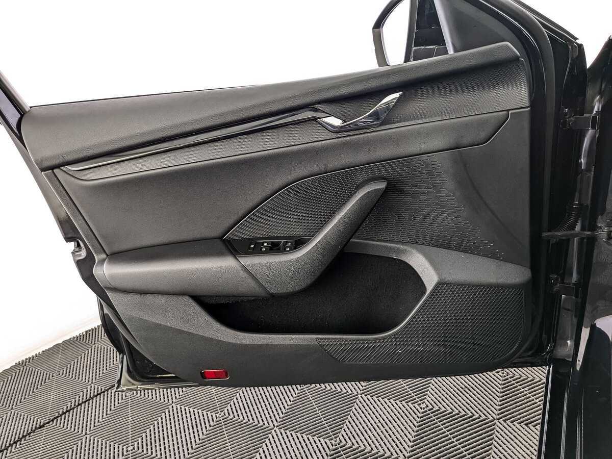 Купить Шкода Октавия, 2021, 88 635 км.. Фото: #18