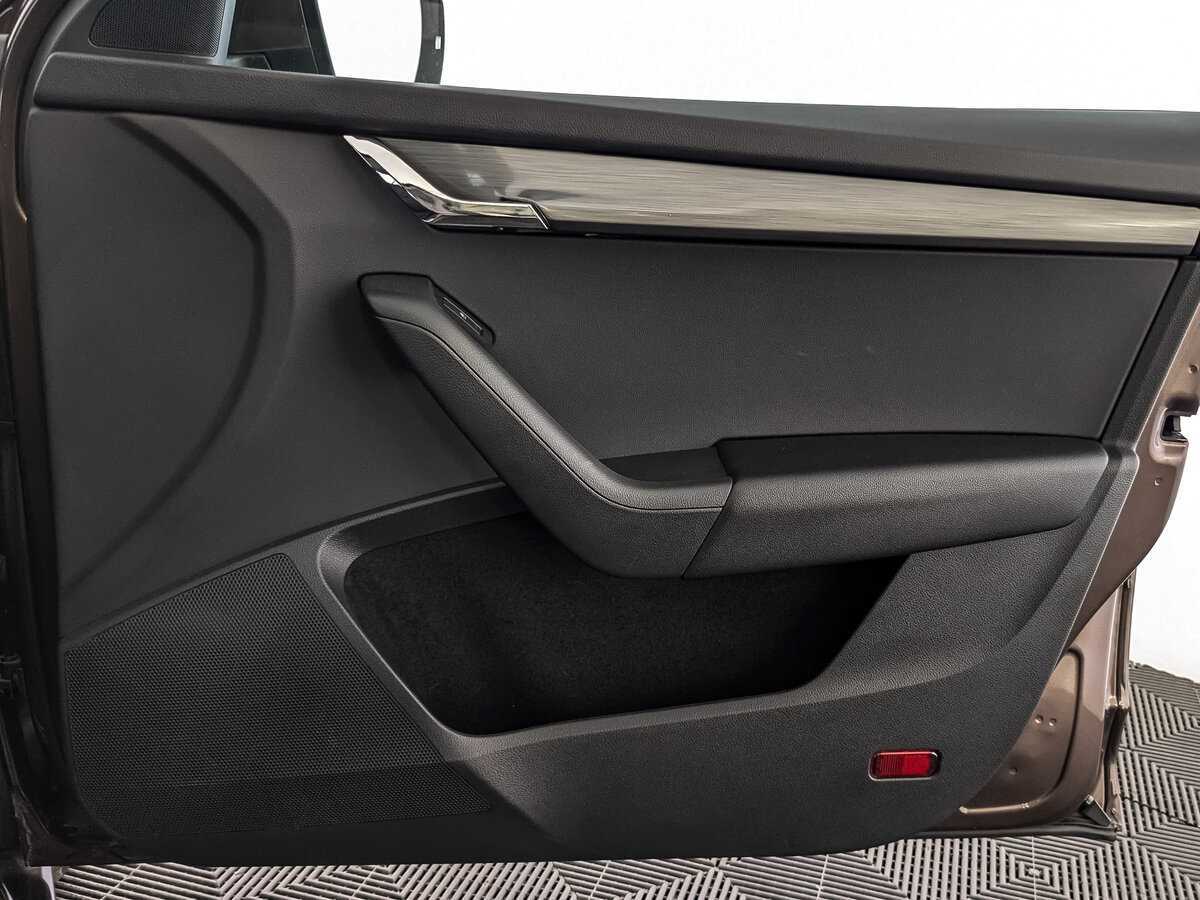 Купить Шкода Октавия, 2020, 45 768 км.. Фото: #21