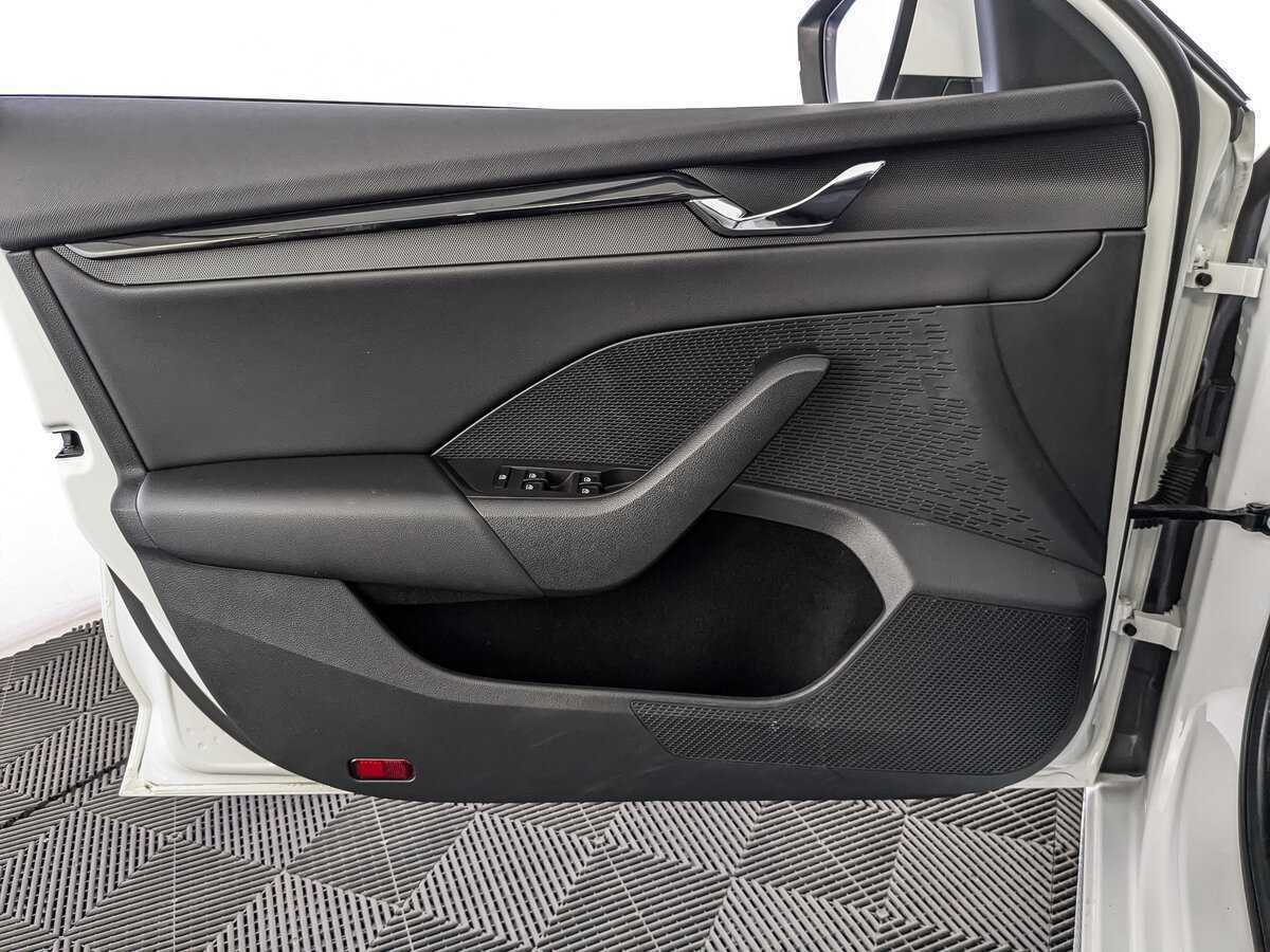 Купить Шкода Октавия, 2021, 69 335 км.. Фото: #18