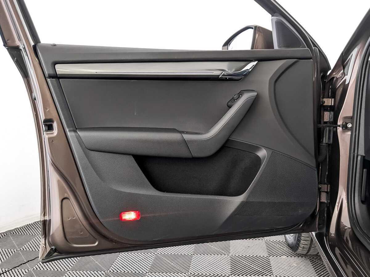 Купить Шкода Октавия, 2019, 44 196 км.. Фото: #18