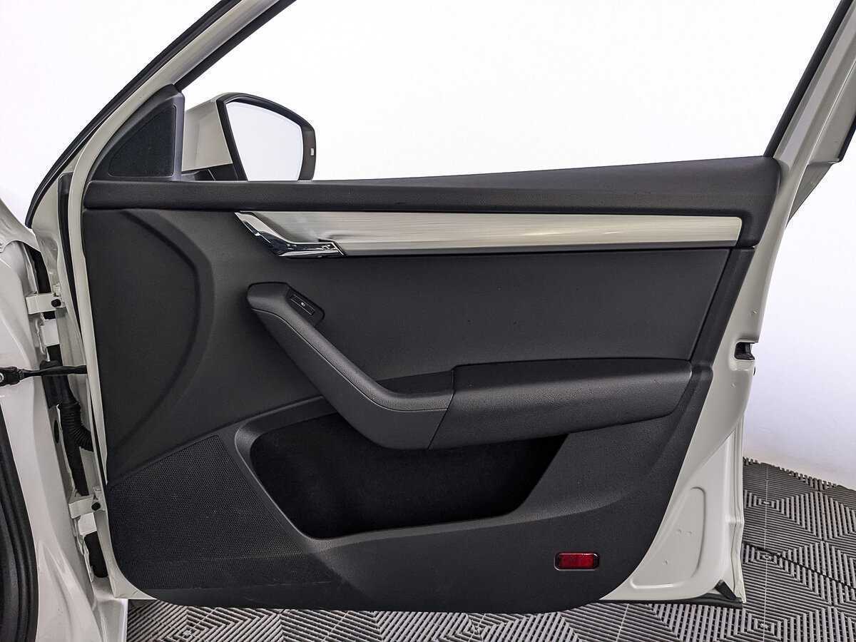 Купить Шкода Октавия, 2019, 108 838 км.. Фото: #23