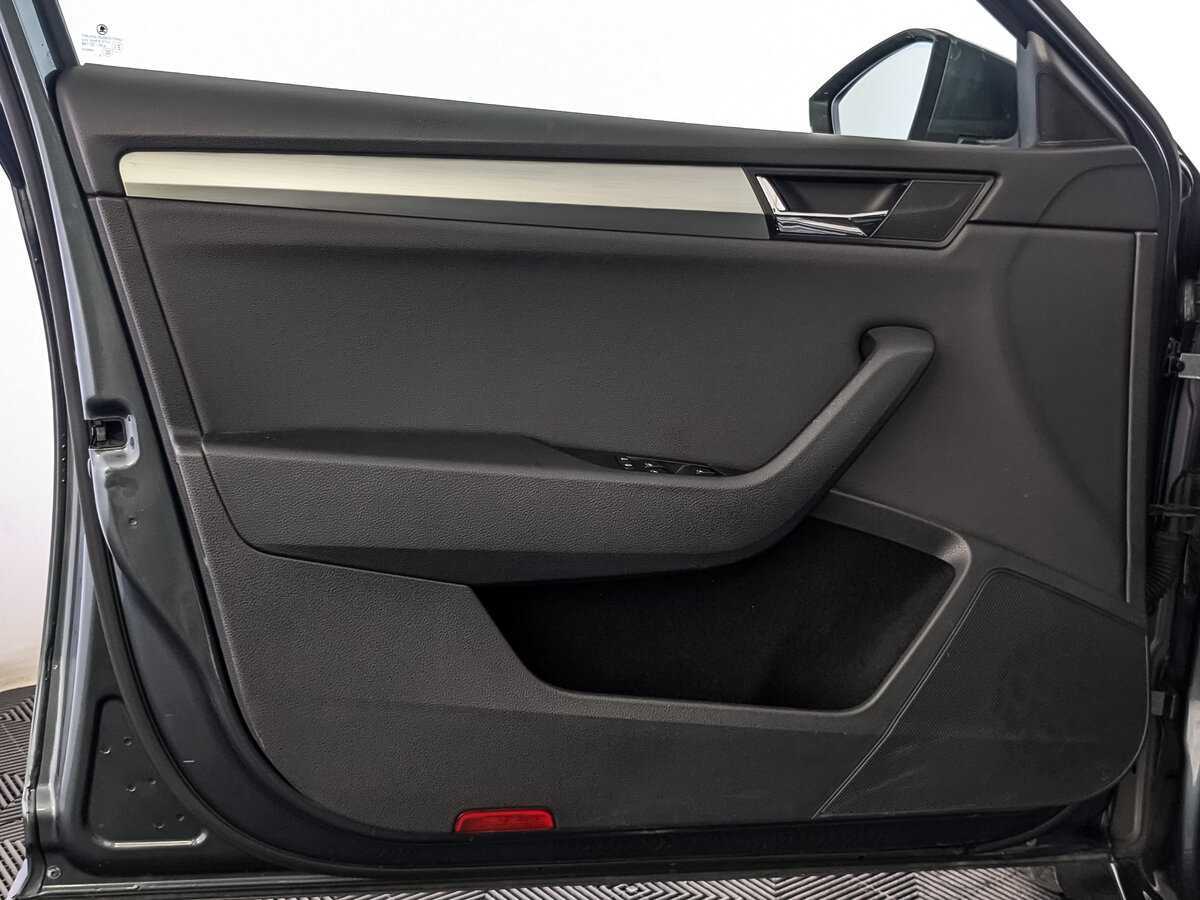 Купить Шкода Суперб, 2019, 155 899 км.. Фото: #18