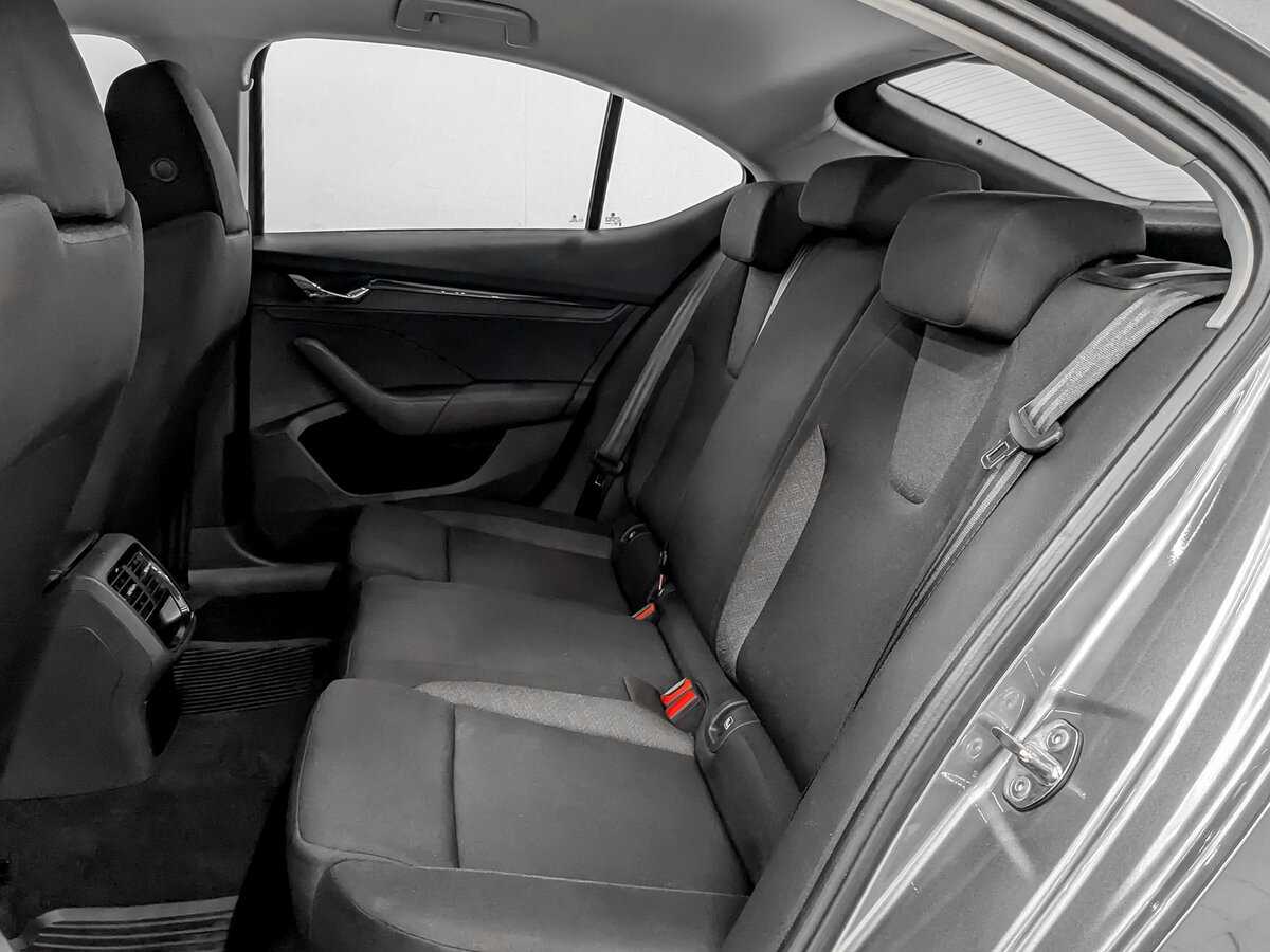 Купить Шкода Октавия, 2021, 109 539 км.. Фото: #11