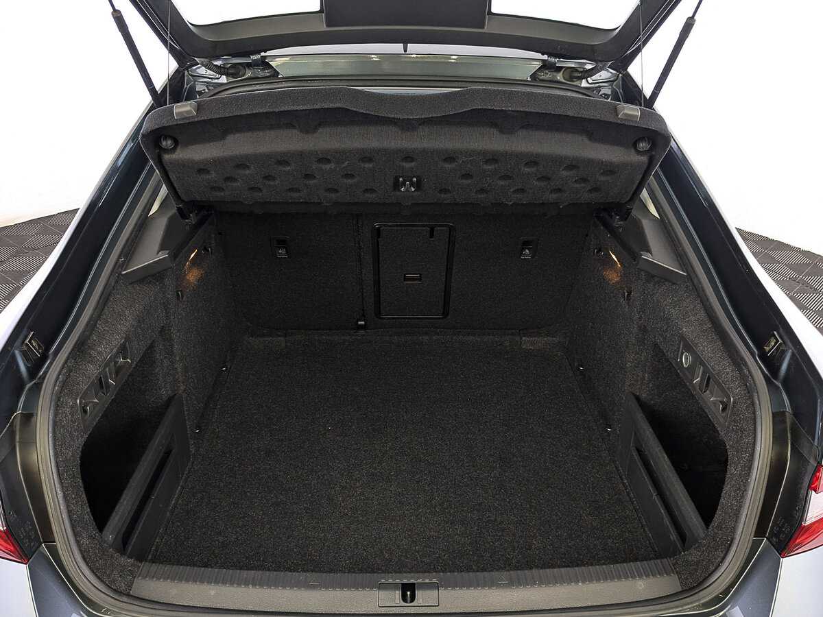 Купить Шкода Суперб, 2018, 68 947 км.. Фото: #9