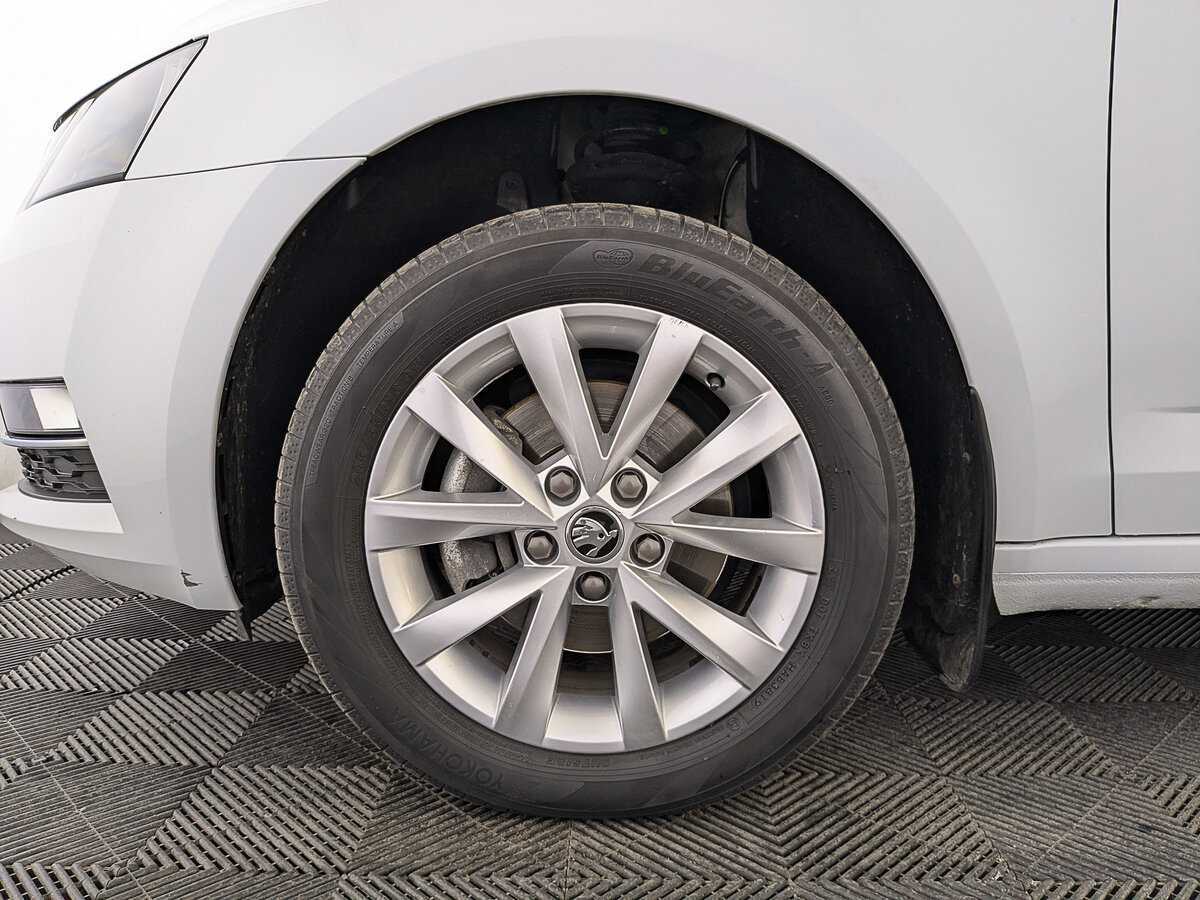 Купить Шкода Октавия, 2019, 125 255 км.. Фото: #11