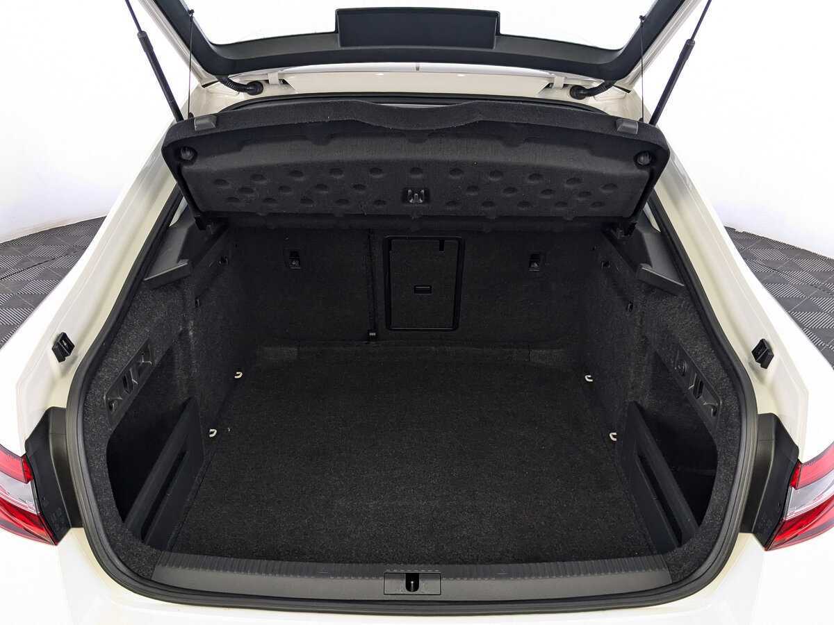 Купить Шкода Суперб, 2018, 116 628 км.. Фото: #9